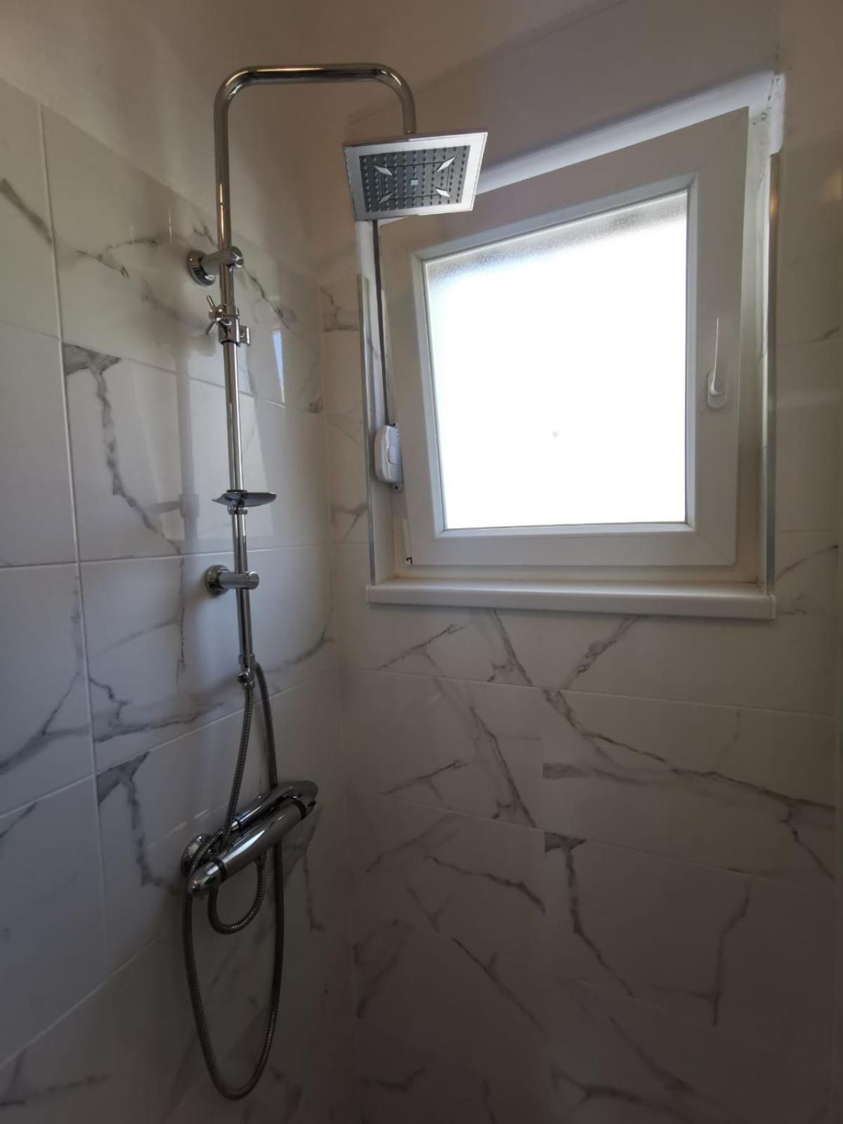 Apartments Mila Kaštela Стая снимка