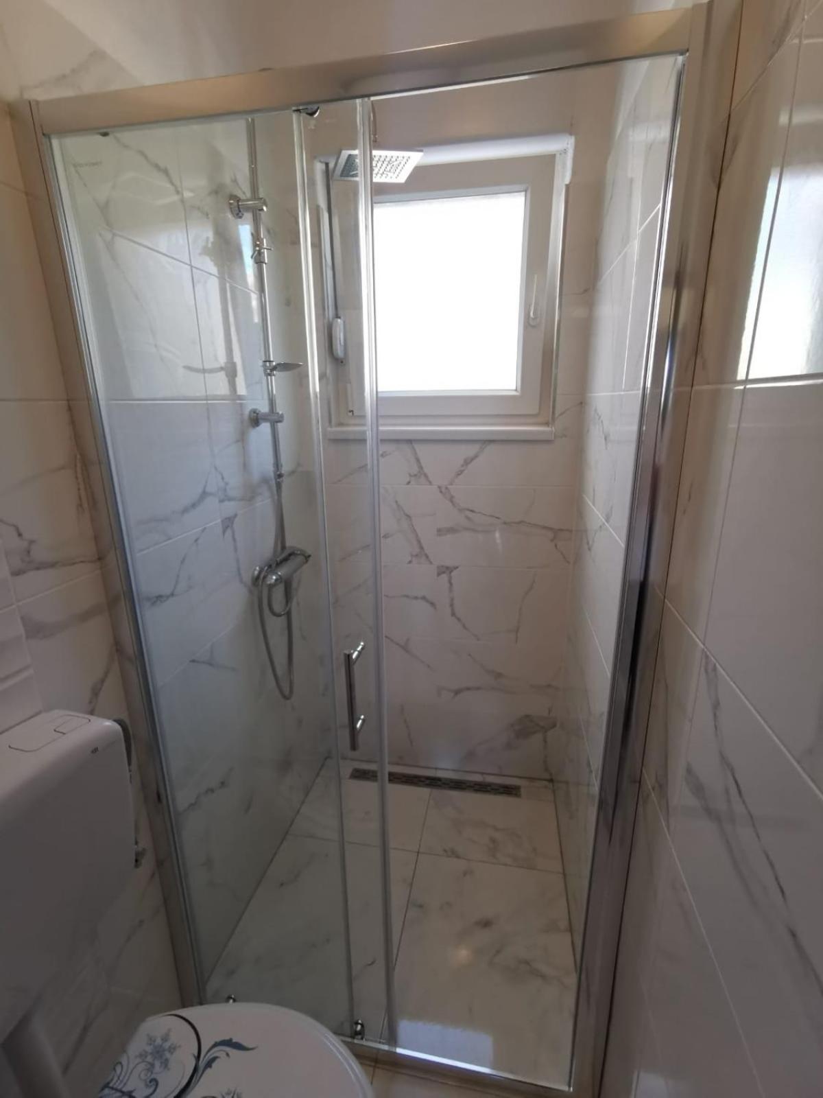 Apartments Mila Kaštela Стая снимка