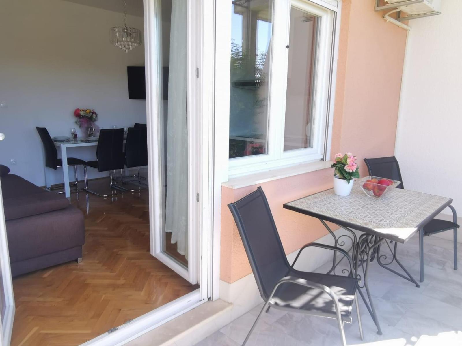 Apartments Mila Kaštela Стая снимка